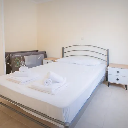 Adriana Sea Side Maisonette * توروني